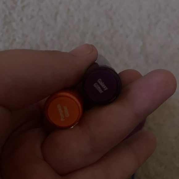 Lip Gloss - Picture 2 of 2